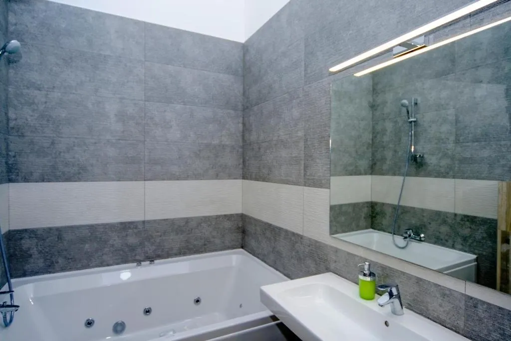 Summit Apartments Kyiv Ukraine